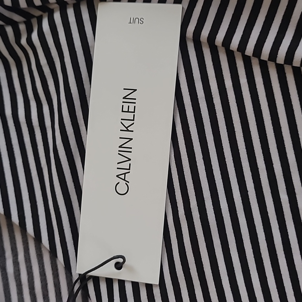 Calvin Klein Long Sleeve  Top - Picture 2 of 12